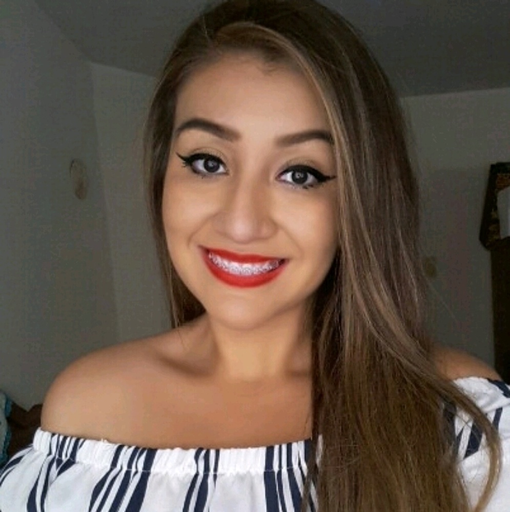 Meet your Posher, Yasmin